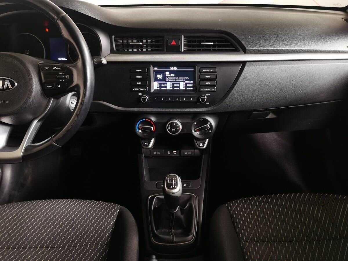 Kia Rio б/у, 2018, Механическая. Фото: #10