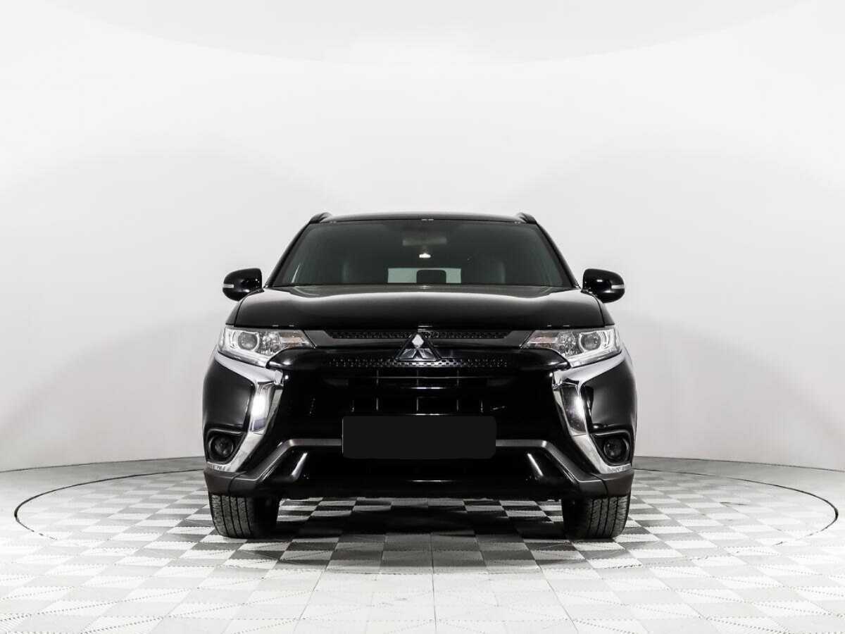 Mitsubishi Outlander б/у, 2021, Вариатор. Фото: #1