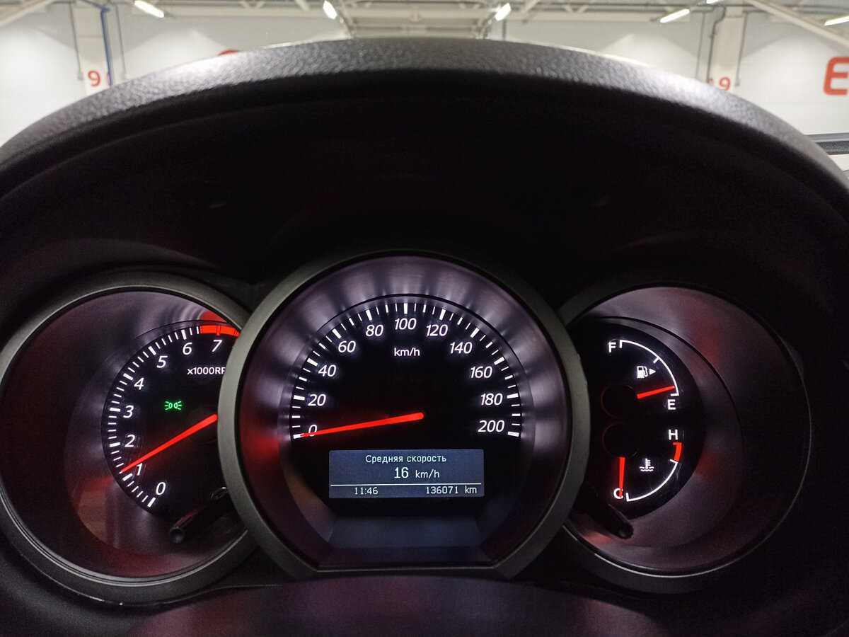 Suzuki Grand Vitara б/у, 2013, Механическая. Фото: #12