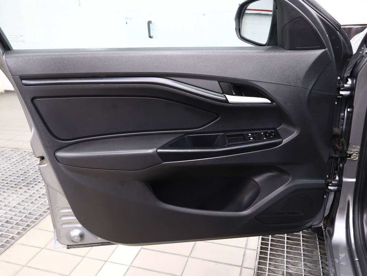 Lada (ВАЗ) Vesta б/у, 2018, Механическая. Фото: #11