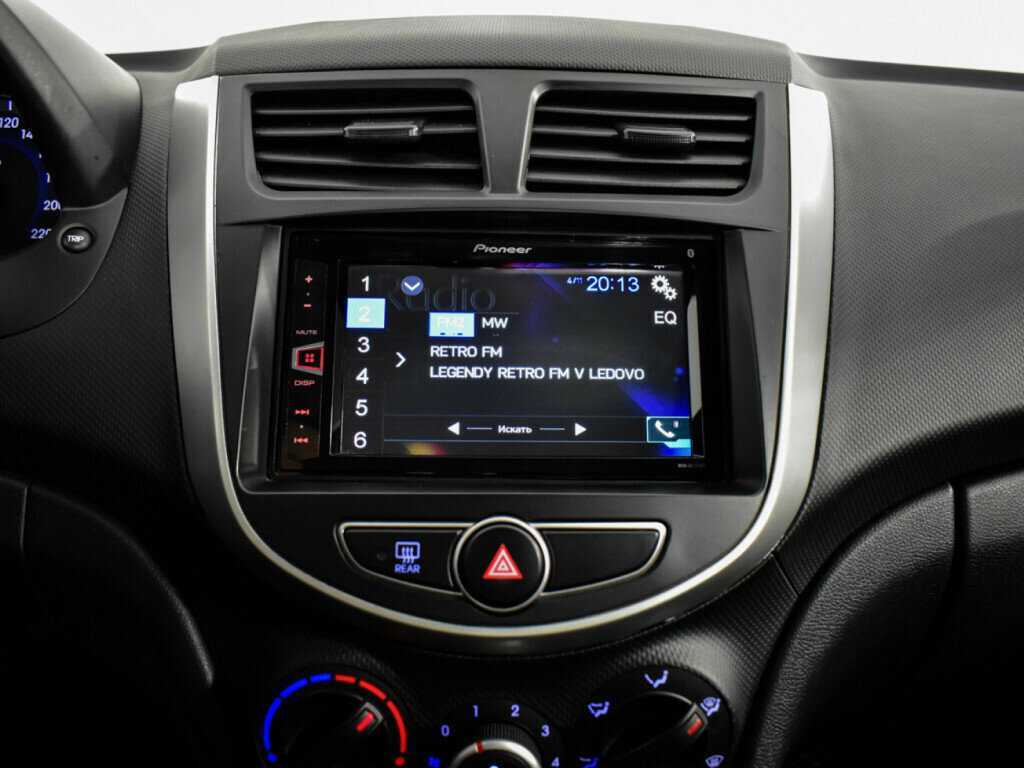 Hyundai Solaris б/у, 2013, Механическая. Фото: #10