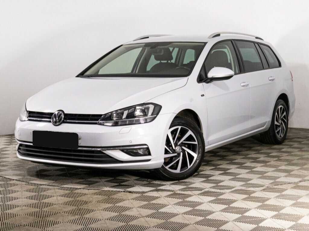 Volkswagen Golf б/у, 2018, Роботизированная. Посмотреть фото