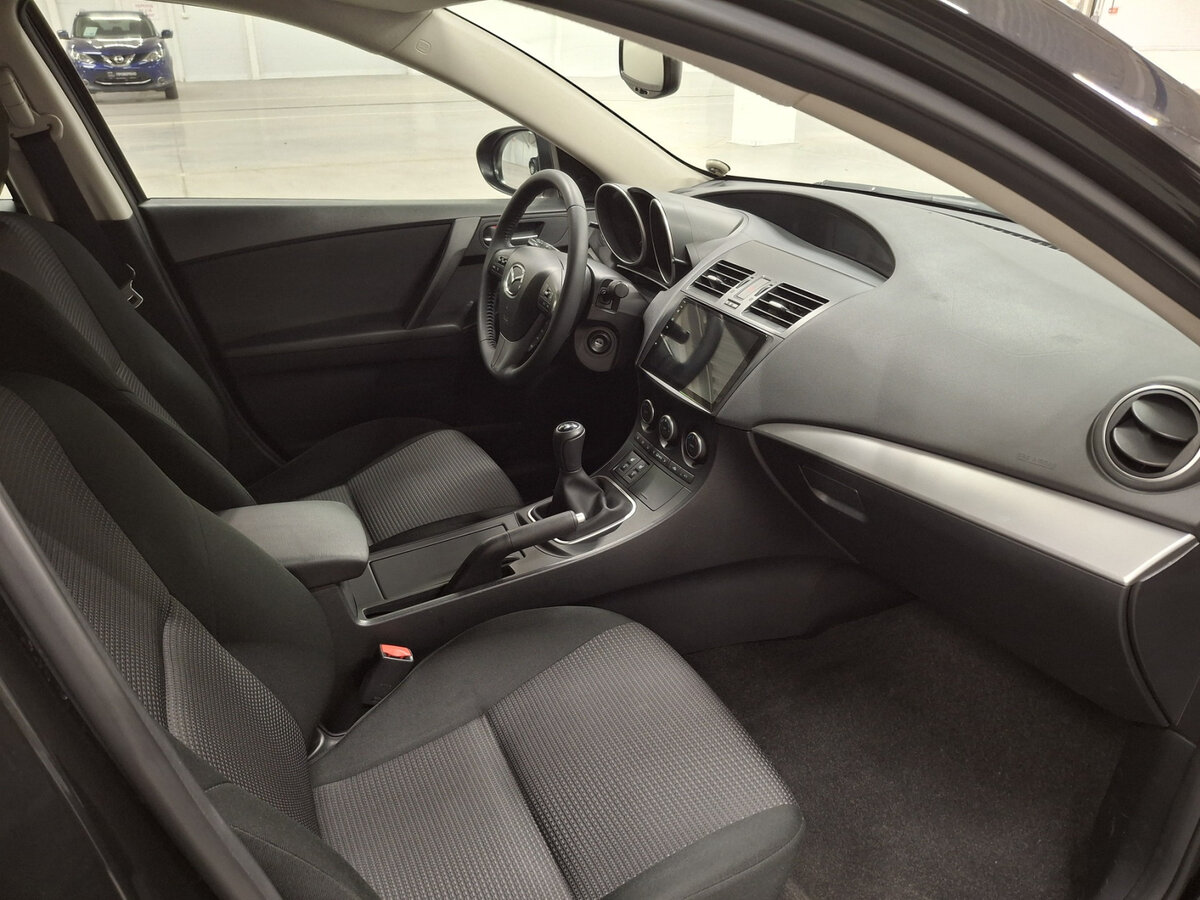 Mazda 3 б/у, 2013, Механическая. Фото: #10