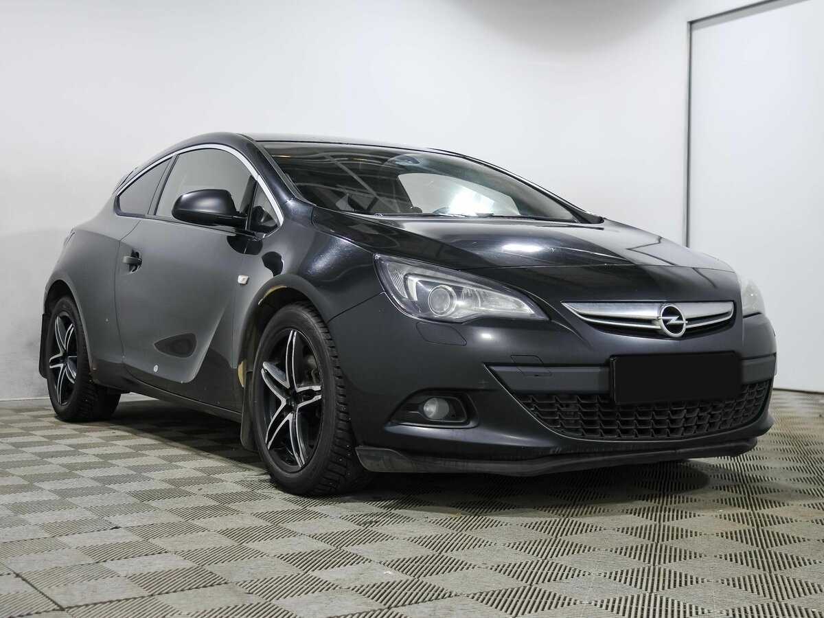 Opel Astra б/у, 2012, Механическая. Фото: #2
