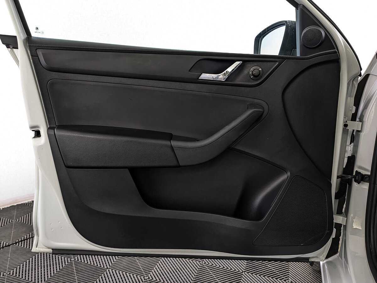 Skoda Rapid б/у, 2017, Механическая. Фото: #18