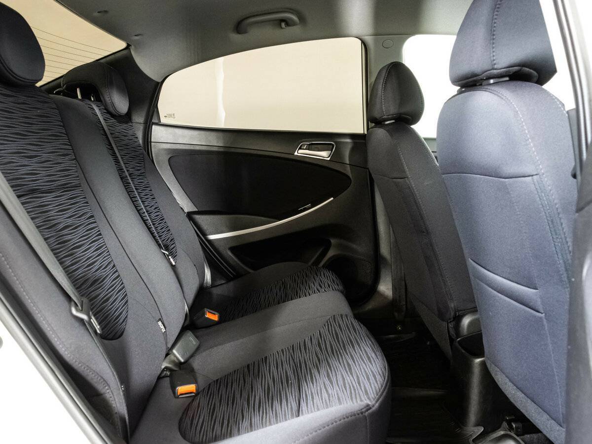 Hyundai Solaris б/у, 2016, Механическая. Фото: #11