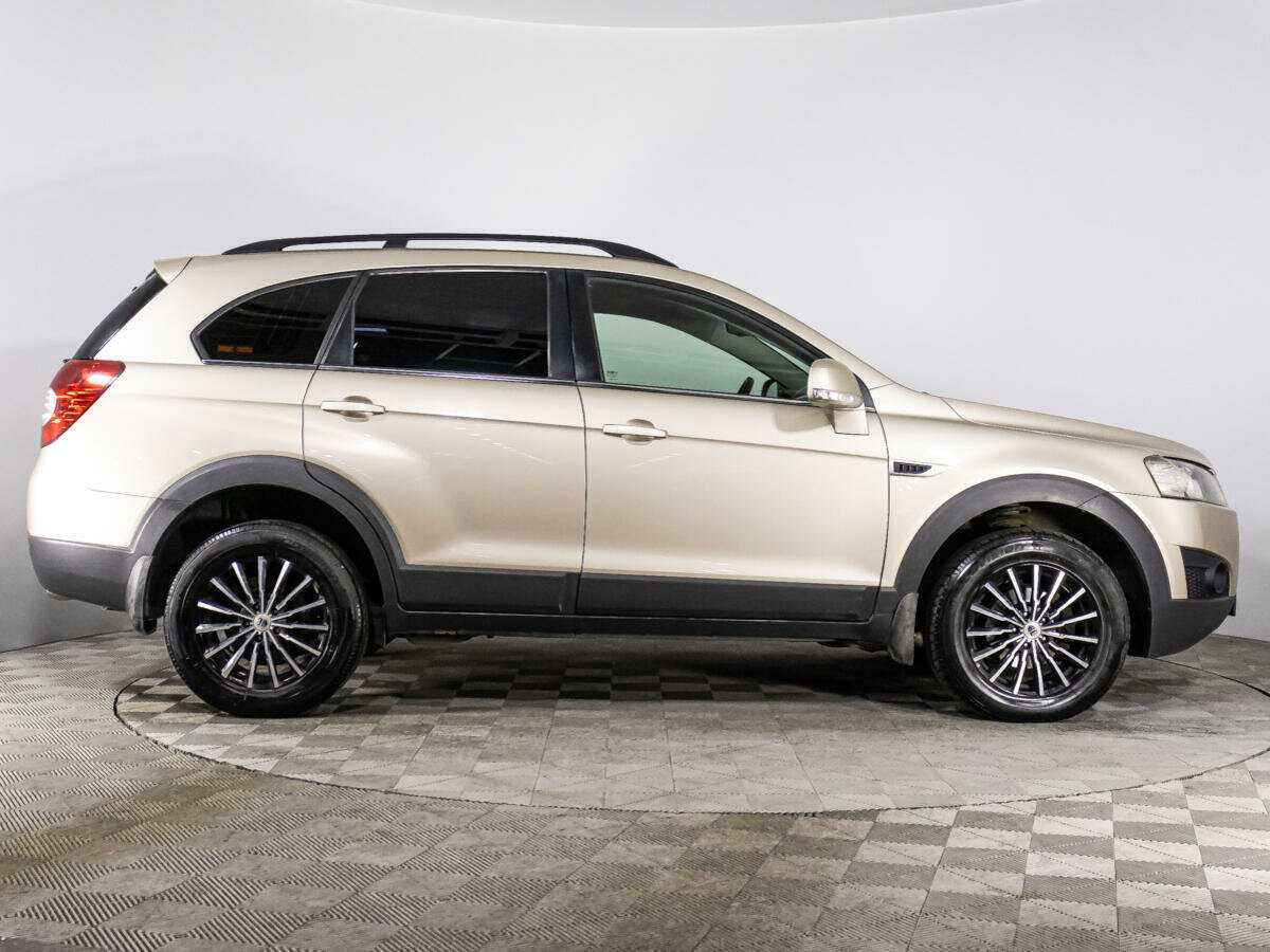 Chevrolet Captiva б/у, 2012, Автоматическая. Фото: #3