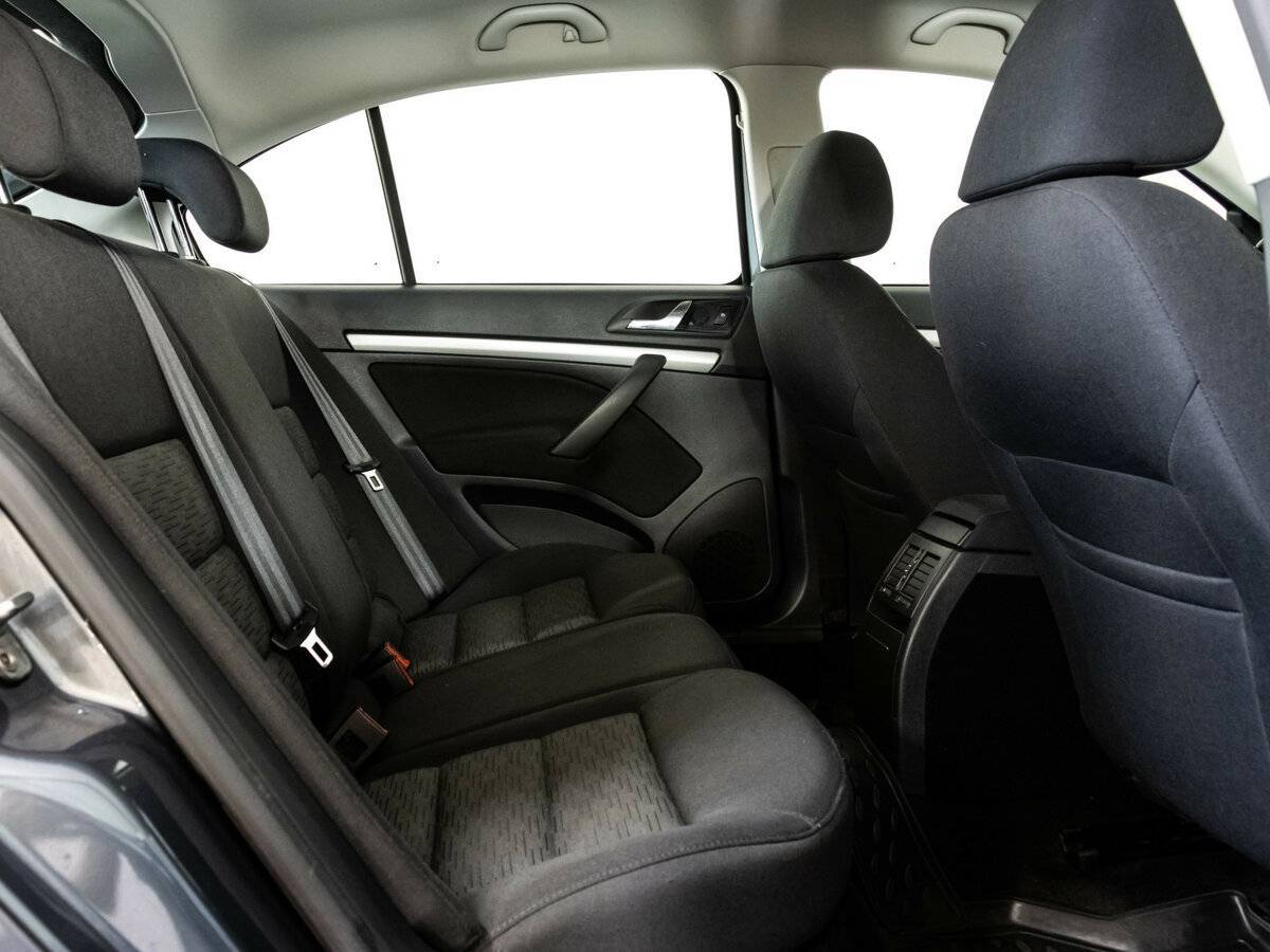 Skoda Octavia б/у, 2012, Механическая. Фото: #11