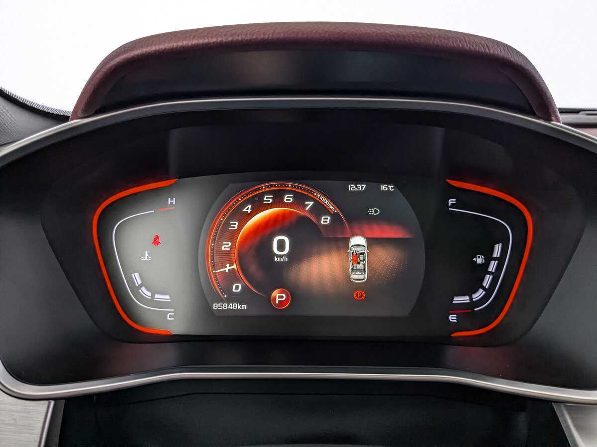 Geely Coolray б/у, 2021, Роботизированная. Фото: #11