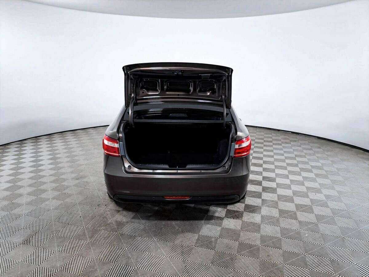 Lada (ВАЗ) Vesta б/у, 2018, Механическая. Фото: #9