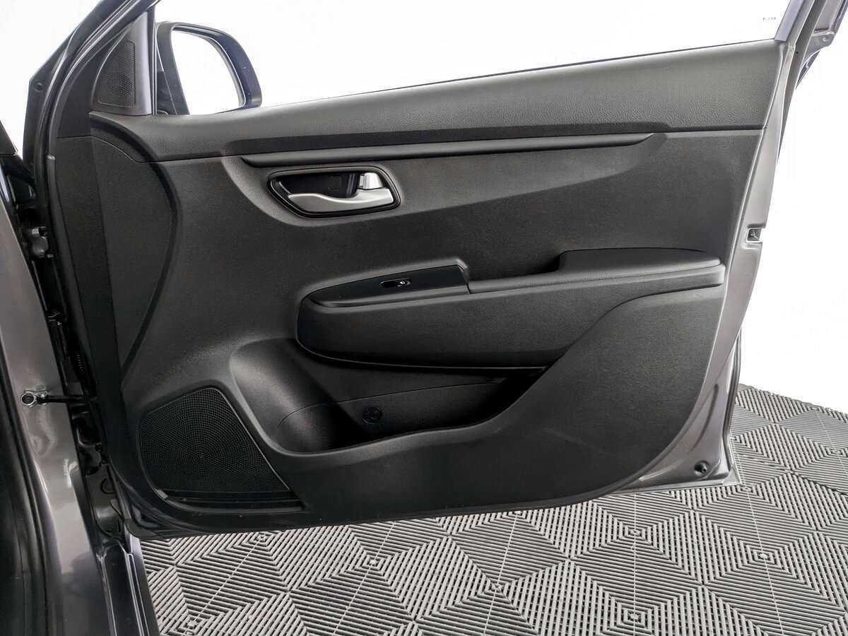 Kia Rio б/у, 2022, Механическая. Фото: #23