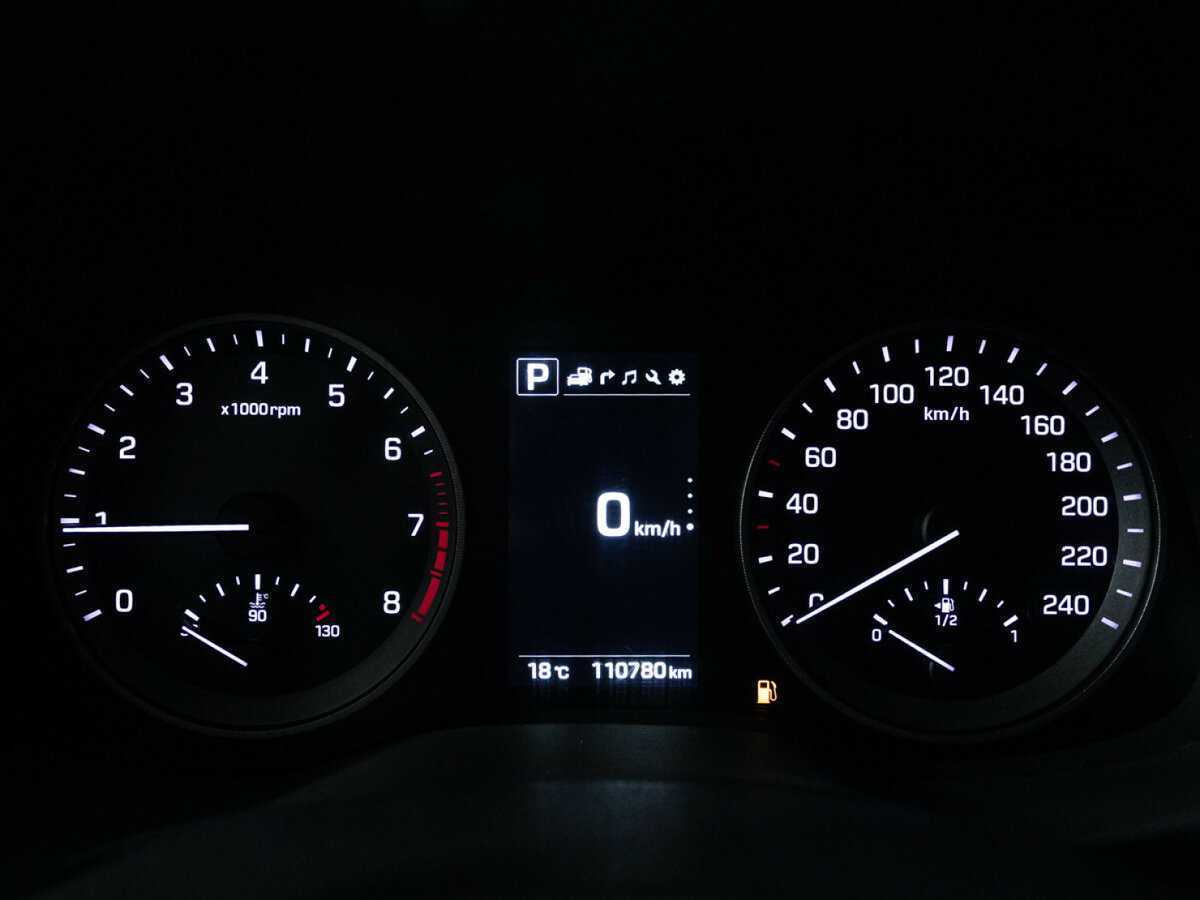 Hyundai Tucson б/у, 2016, Автоматическая. Фото: #11