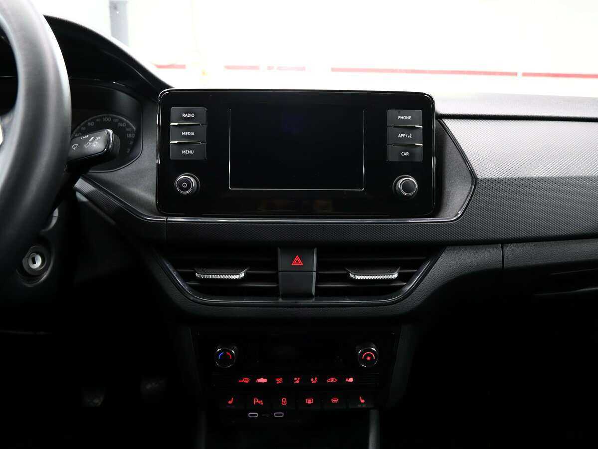 Volkswagen Polo б/у, 2020, Механическая. Фото: #18