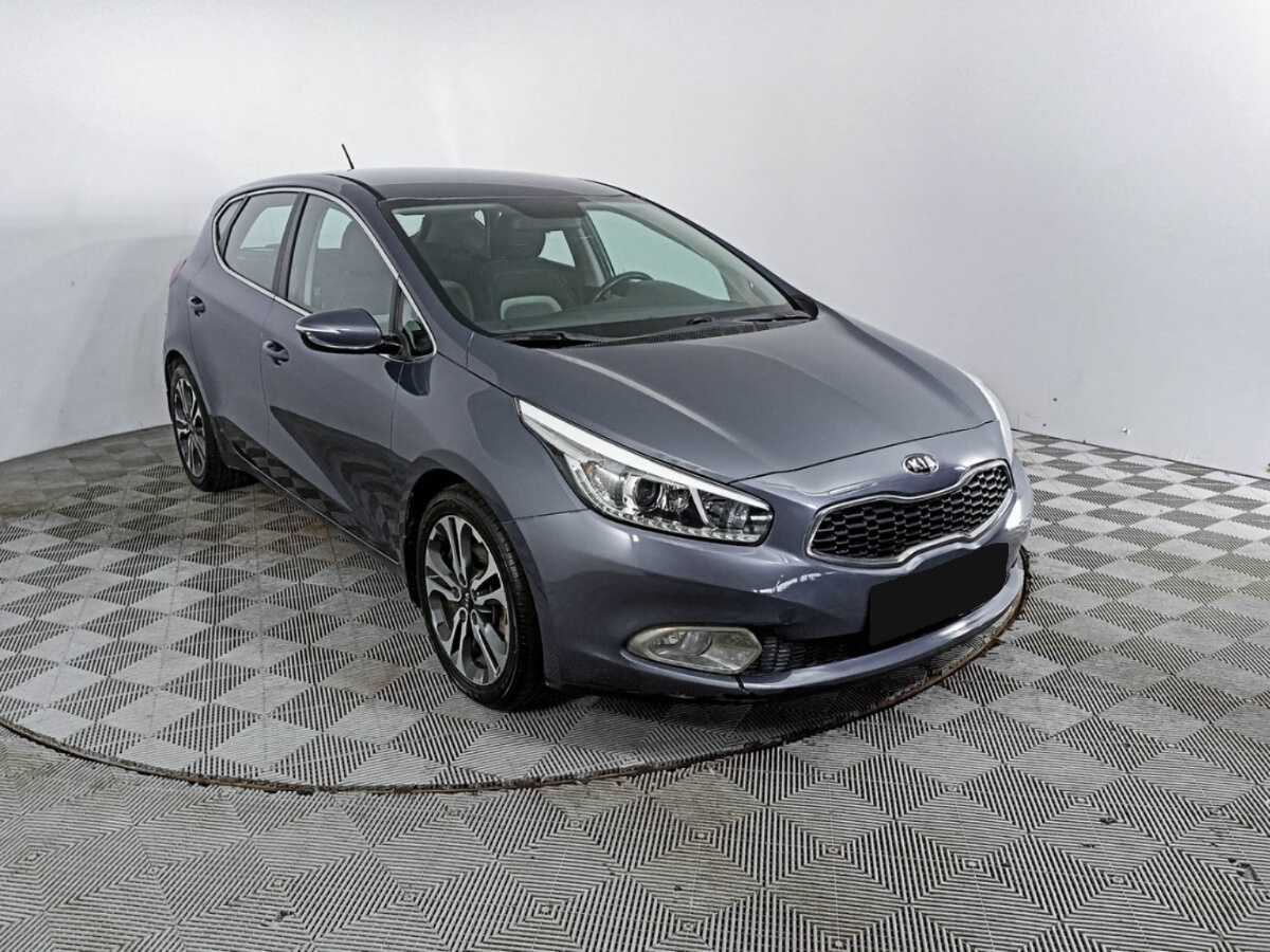 Kia Ceed б/у, 2014, Автоматическая. Фото: #2