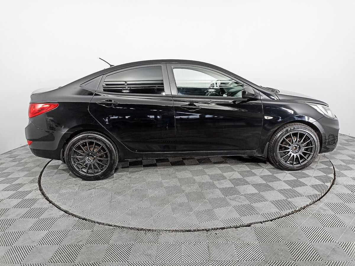 Hyundai Solaris б/у, 2013, Автоматическая. Фото: #3