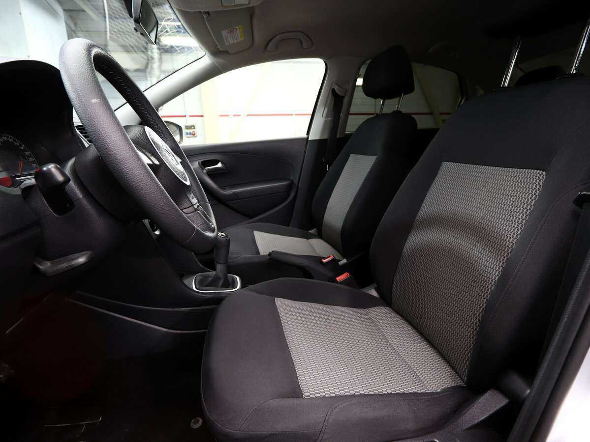 Volkswagen Polo б/у, 2012, Механическая. Фото: #5