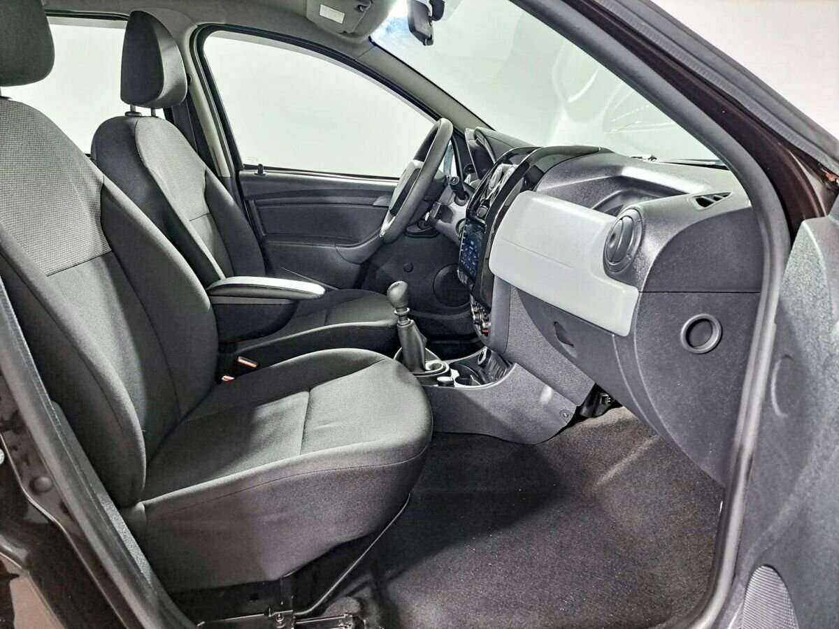 Renault Duster б/у, 2017, Механическая. Фото: #8