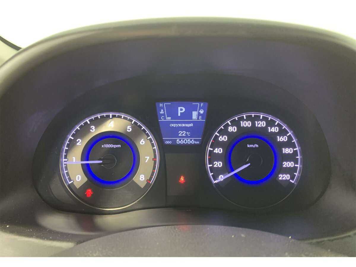 Hyundai Solaris б/у, 2013, Автоматическая. Фото: #10