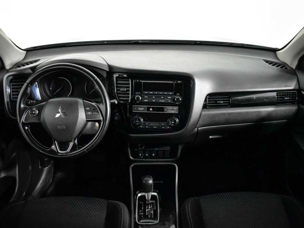 Mitsubishi Outlander б/у, 2019, Вариатор. Фото: #11