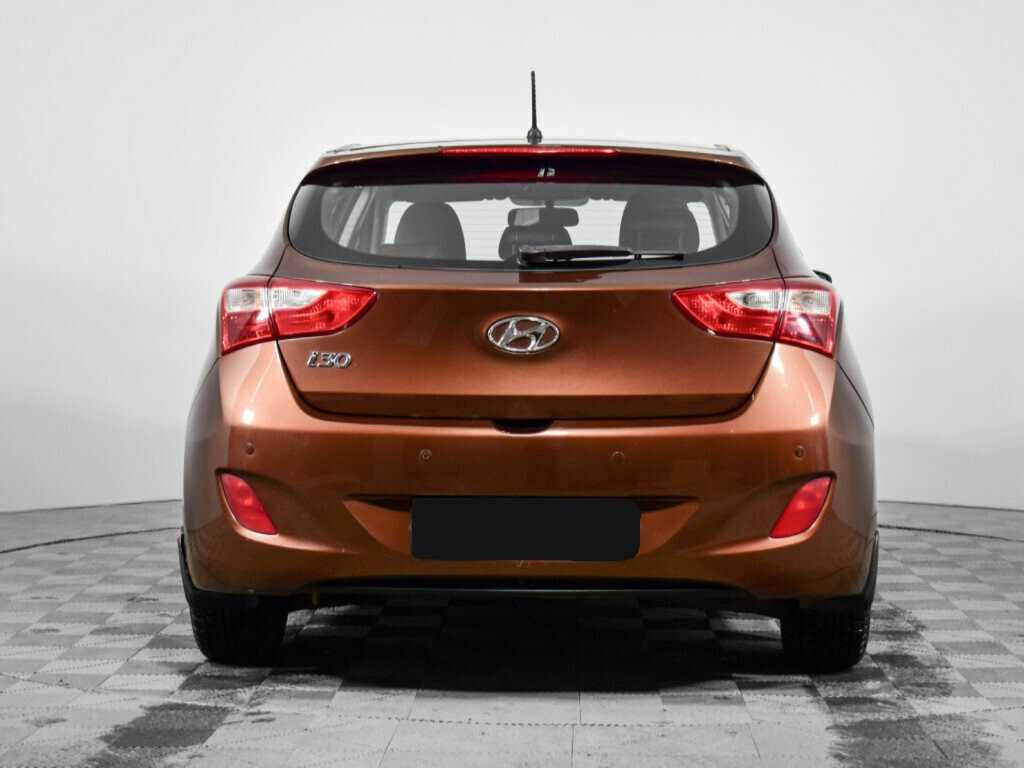 Hyundai i30 б/у, 2013, Автоматическая. Фото: #5