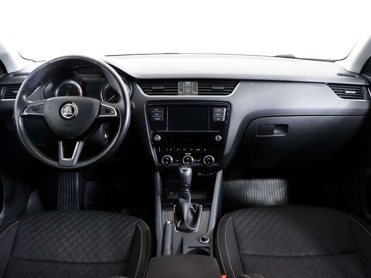 Skoda Octavia б/у, 2017, Автоматическая. Фото: #7