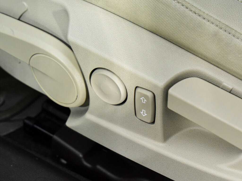 Opel Insignia б/у, 2012, Автоматическая. Фото: #9