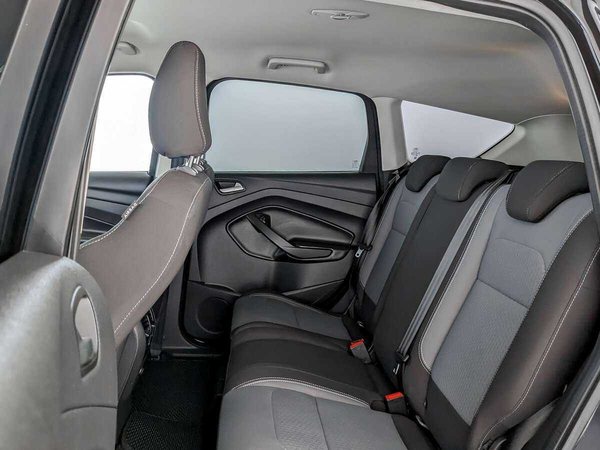 Ford Kuga б/у, 2016, Автоматическая. Фото: #11