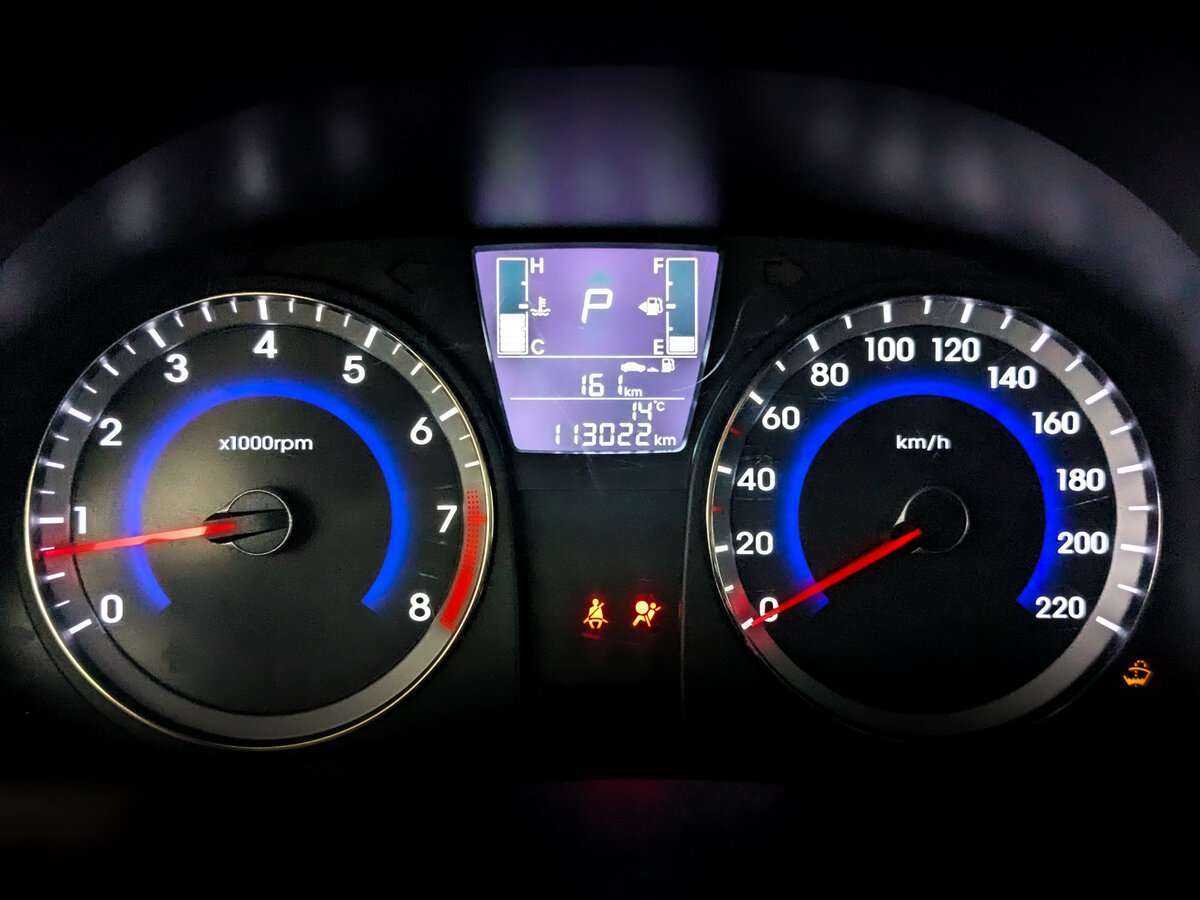 Hyundai Solaris б/у, 2015, Автоматическая. Фото: #8