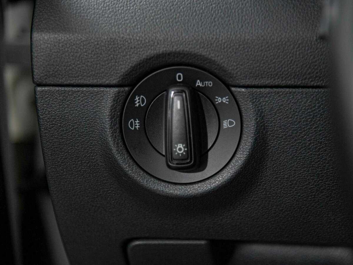 Skoda Octavia б/у, 2016, Роботизированная. Фото: #11