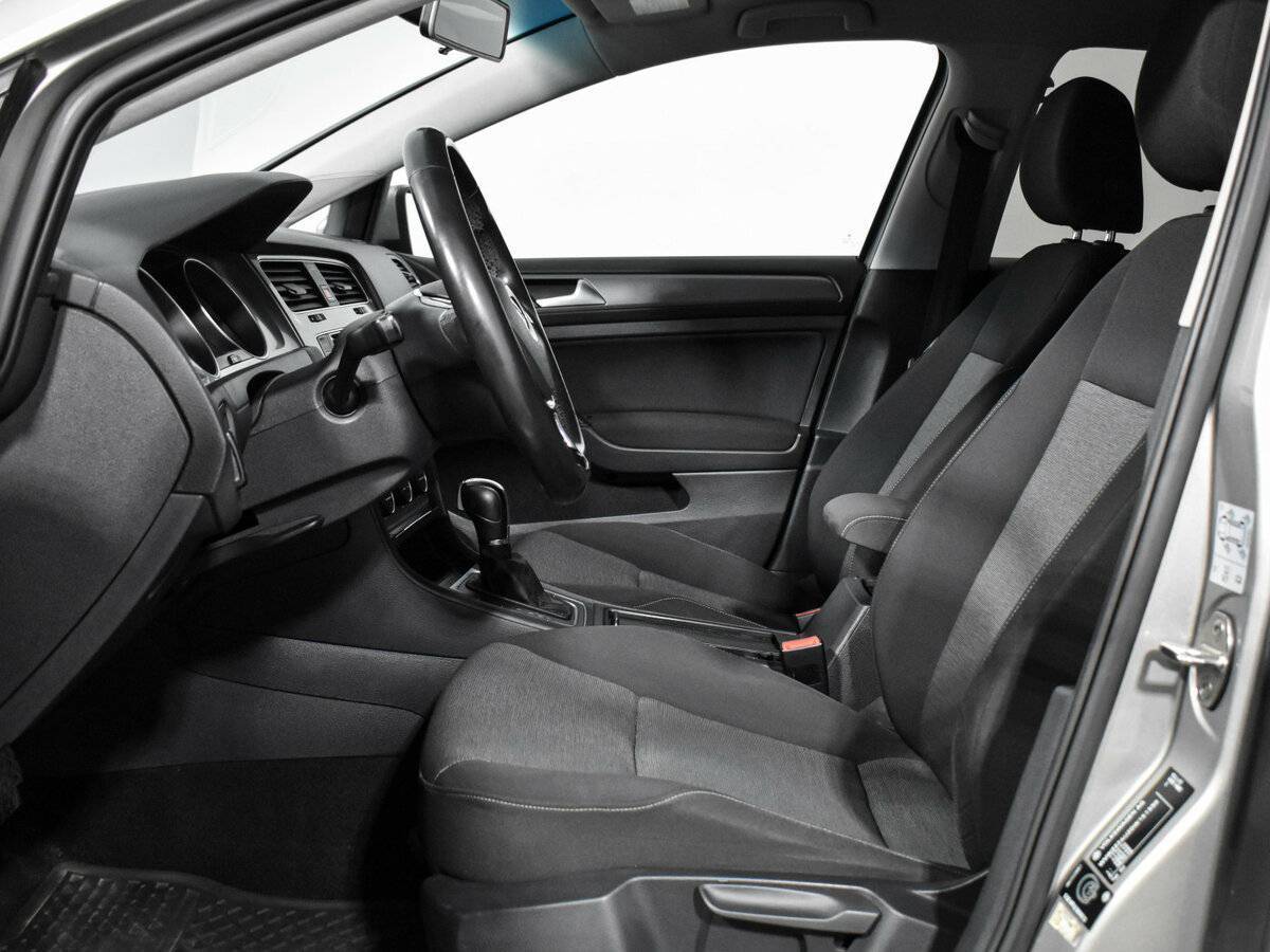 Volkswagen Golf б/у, 2013, Роботизированная. Фото: #9