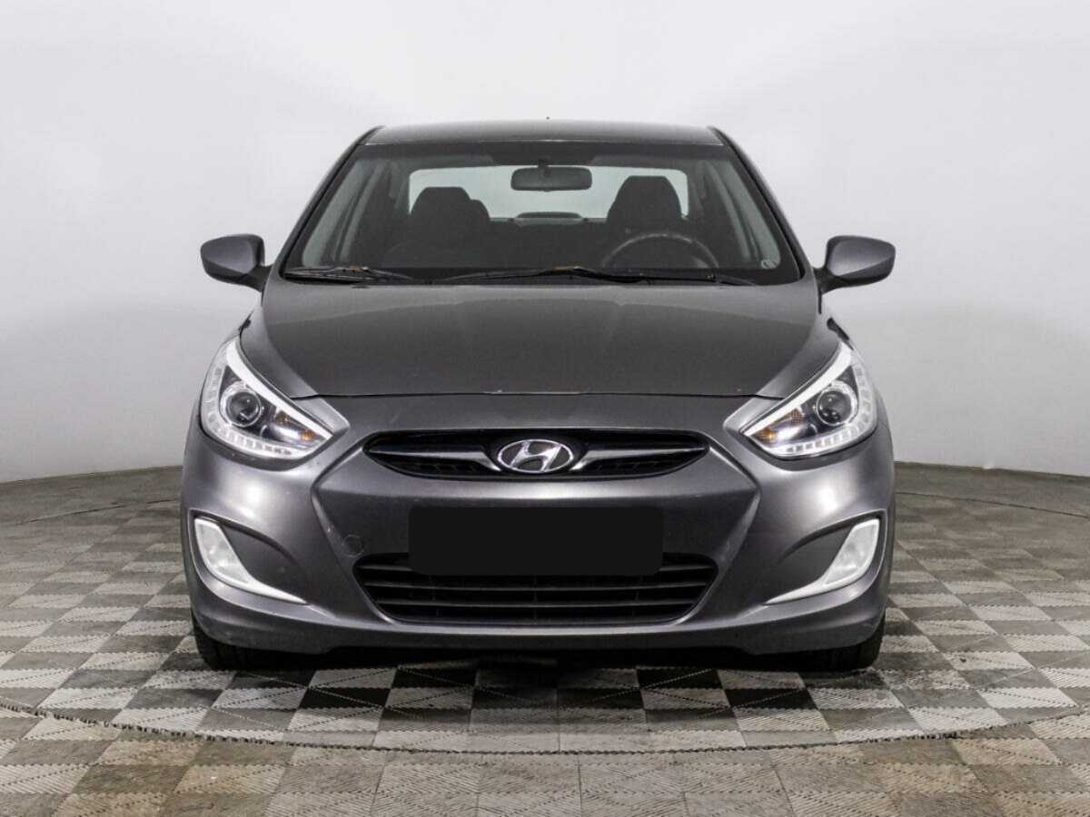 Hyundai Solaris б/у, 2014, Автоматическая. Фото: #1