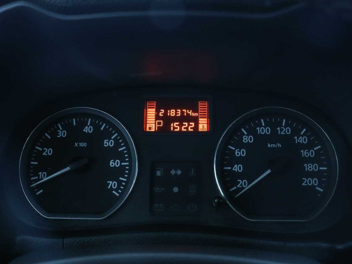 Nissan Terrano б/у, 2014, Автоматическая. Фото: #10