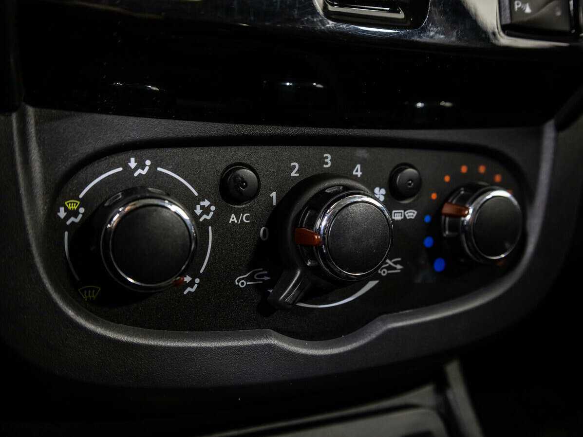 Renault Duster б/у, 2018, Механическая. Фото: #15