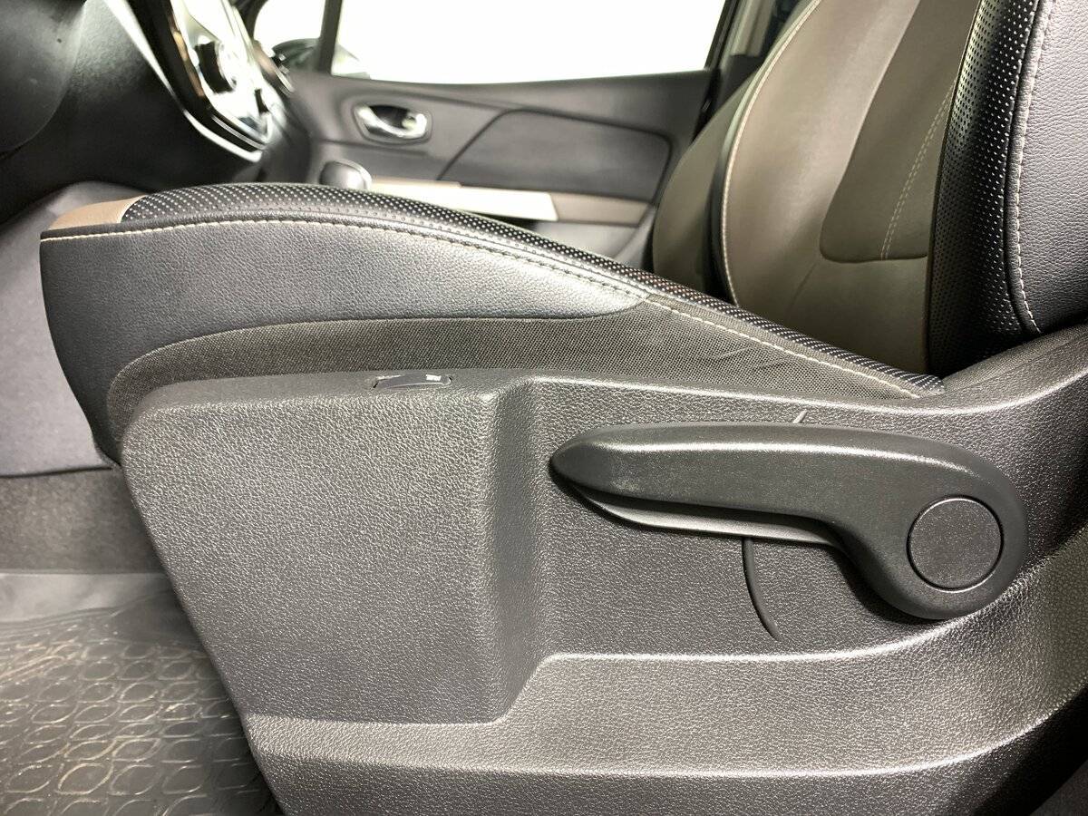 Renault Kaptur б/у, 2018, Автоматическая. Фото: #15