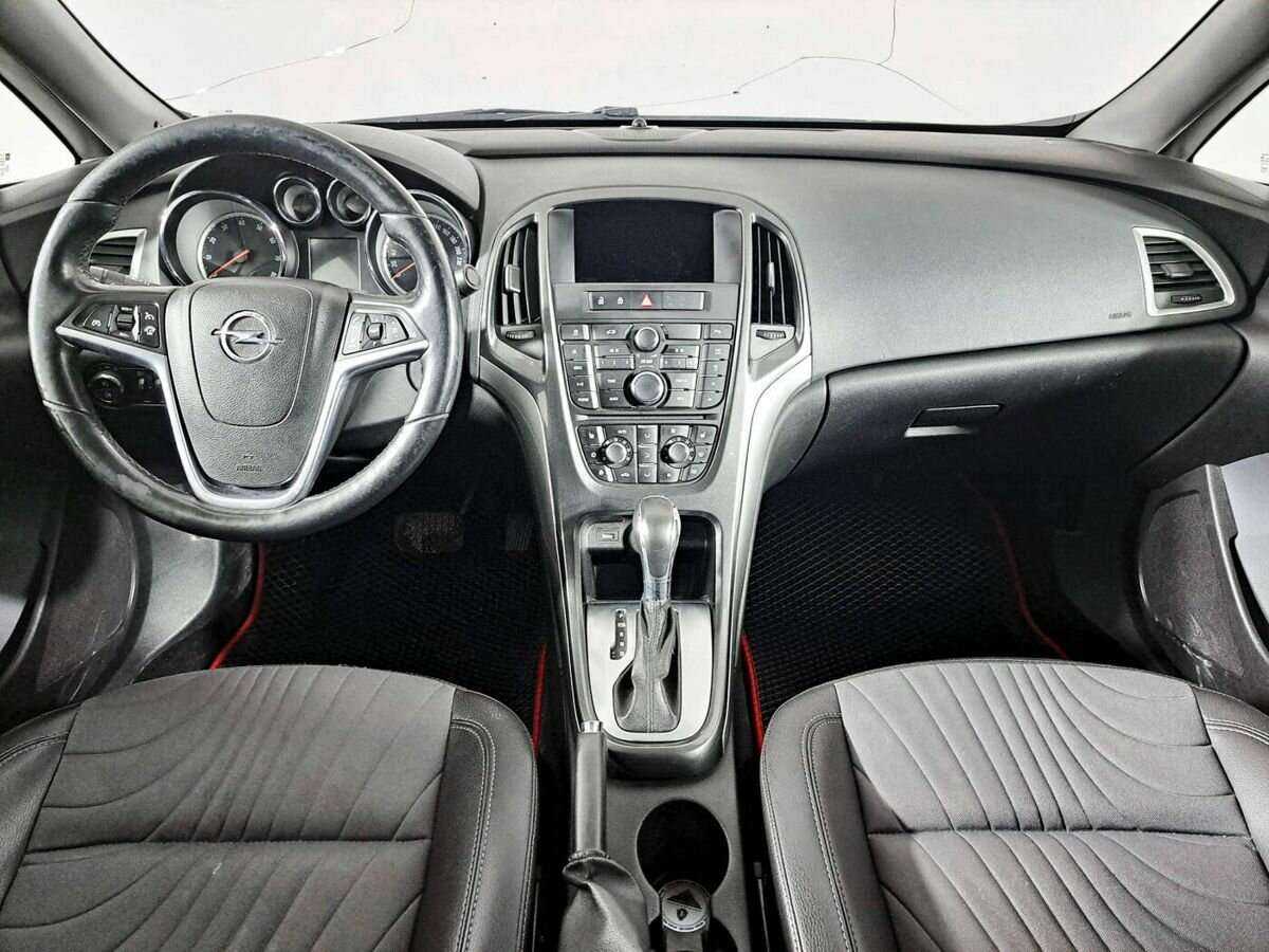 Opel Astra б/у, 2014, Автоматическая. Фото: #11