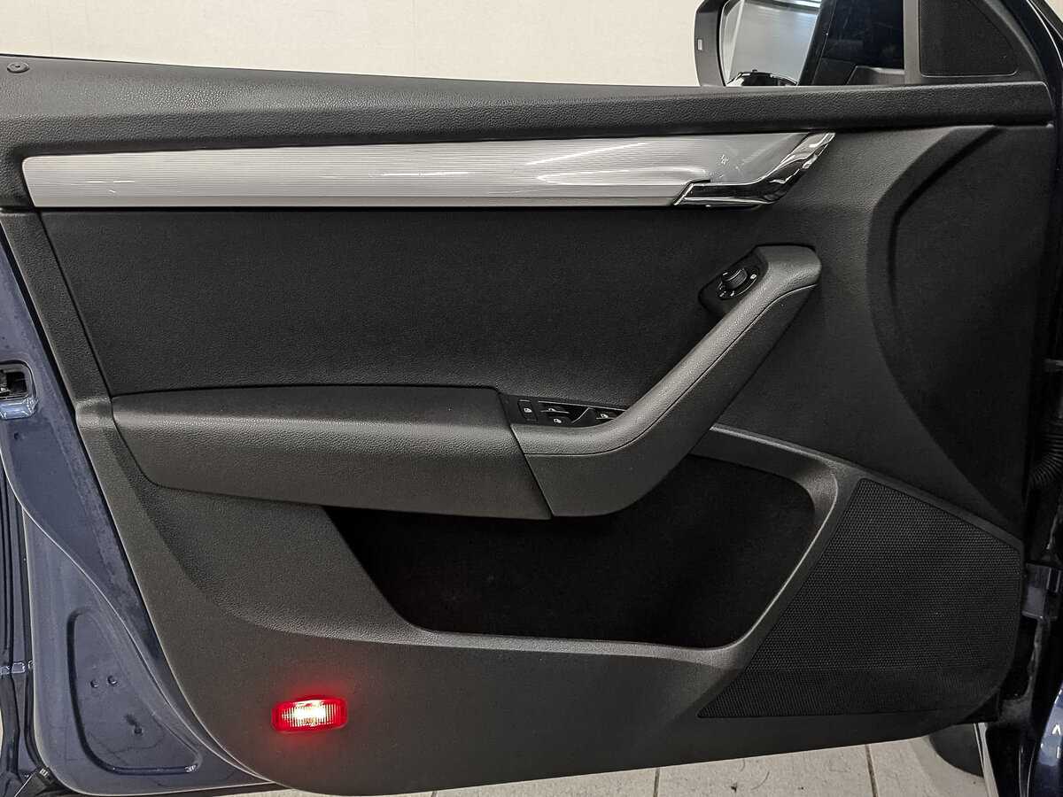 Skoda Octavia б/у, 2015, Механическая. Фото: #17