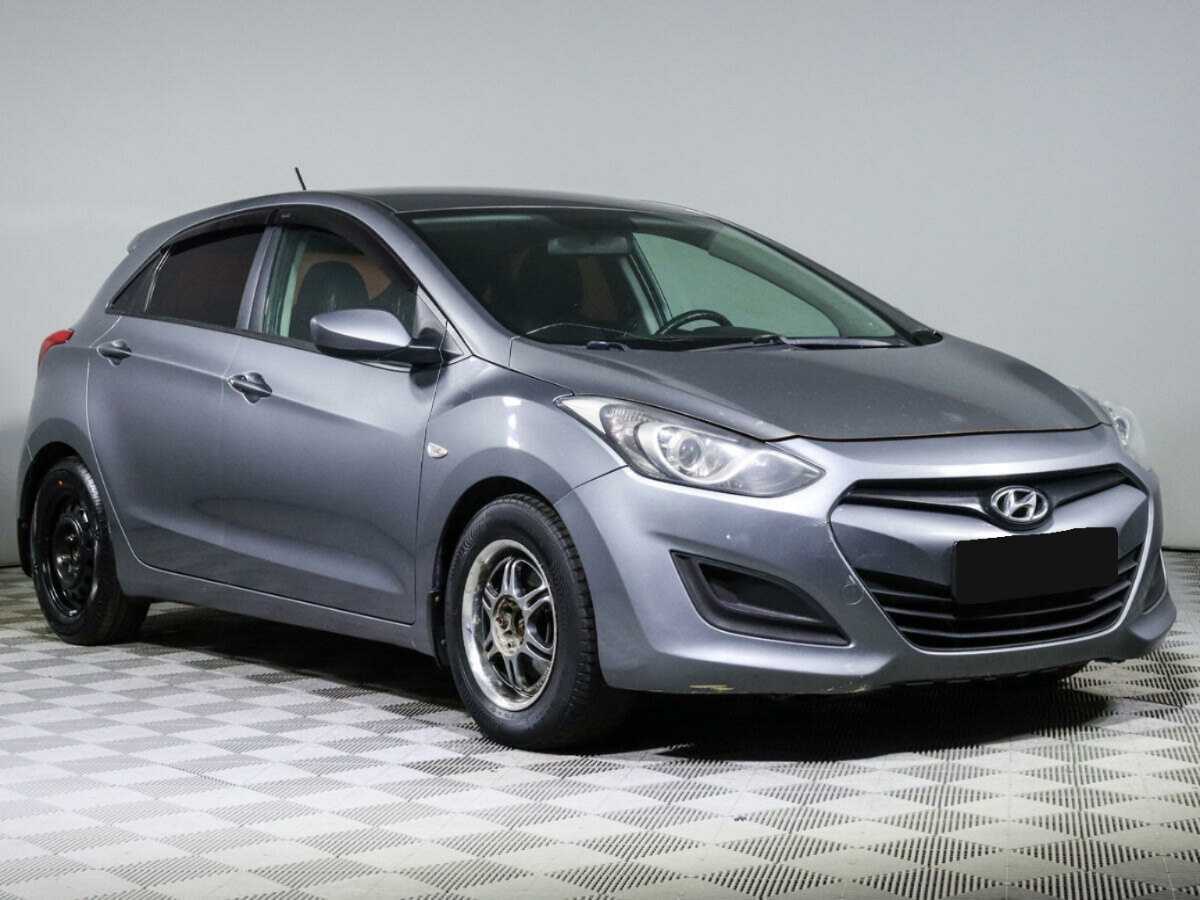 Hyundai i30 б/у, 2012, Автоматическая. Фото: #2