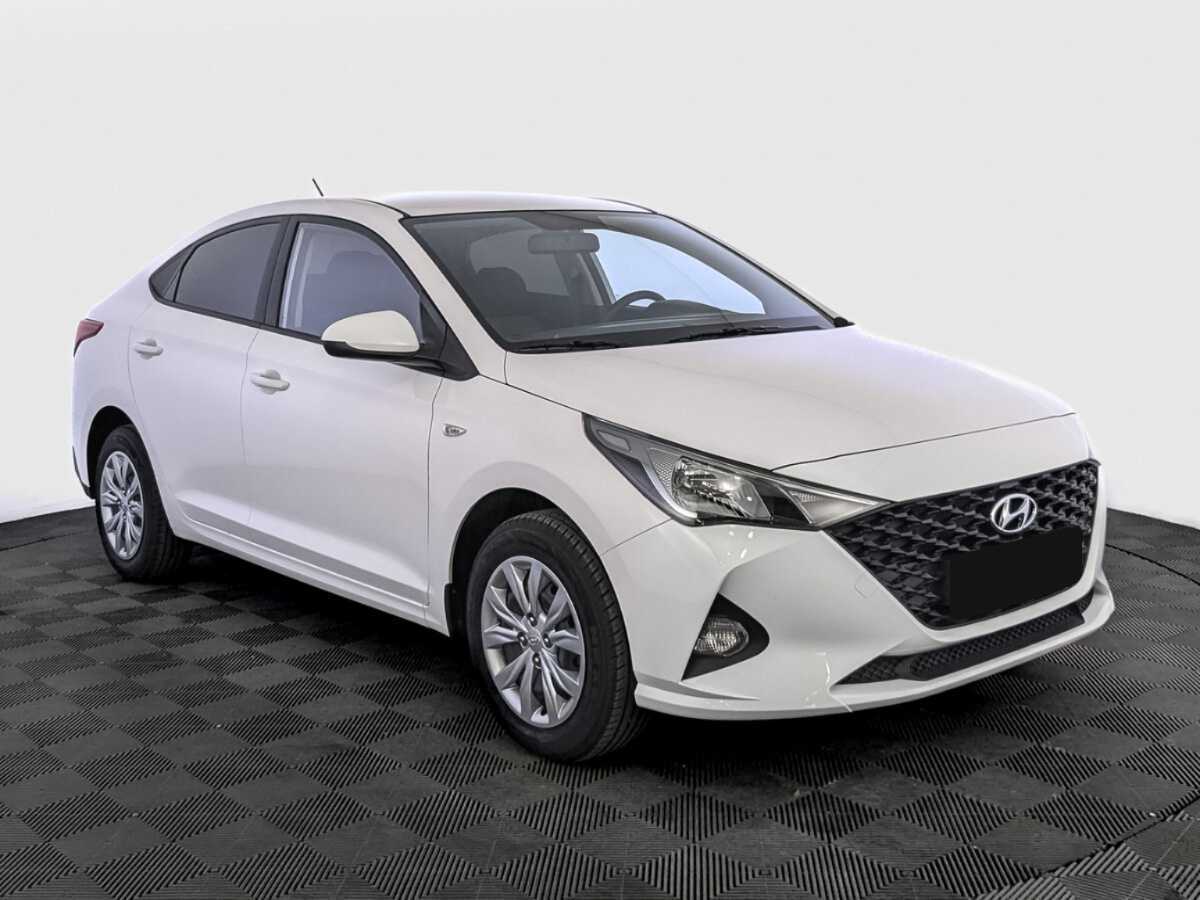 Hyundai Solaris б/у, 2022, Автоматическая. Фото: #2