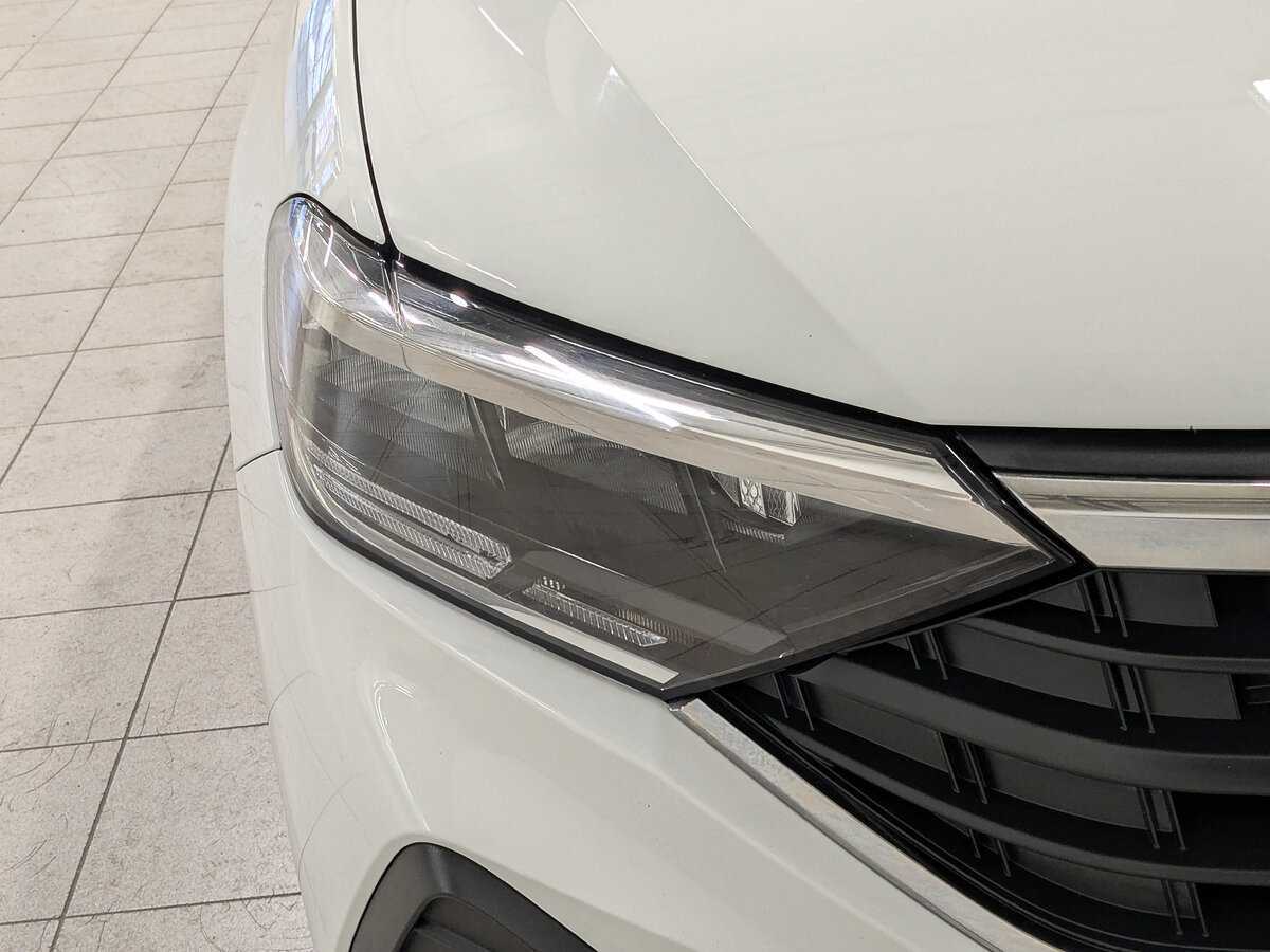 Volkswagen Polo б/у, 2020, Механическая. Фото: #10