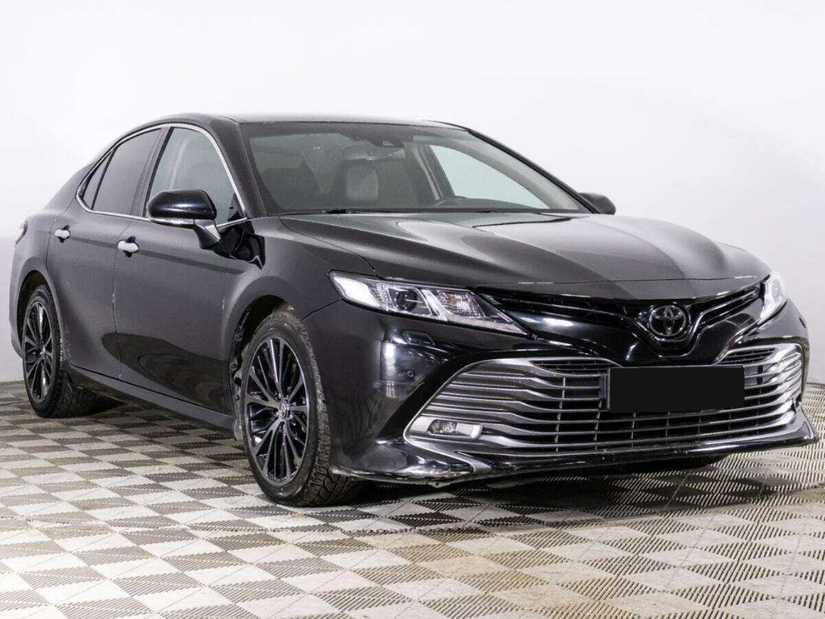 Toyota Camry б/у, 2018, Автоматическая. Фото: #2