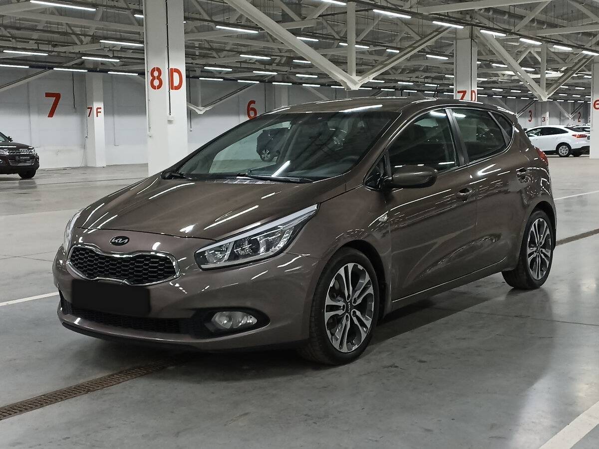 Kia Ceed б/у, 2013, Автоматическая. Фото: #0