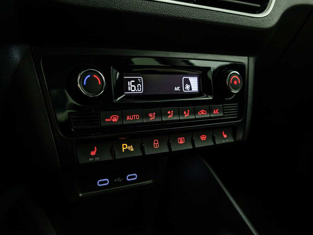 Volkswagen Polo б/у, 2020, Роботизированная. Фото: #13