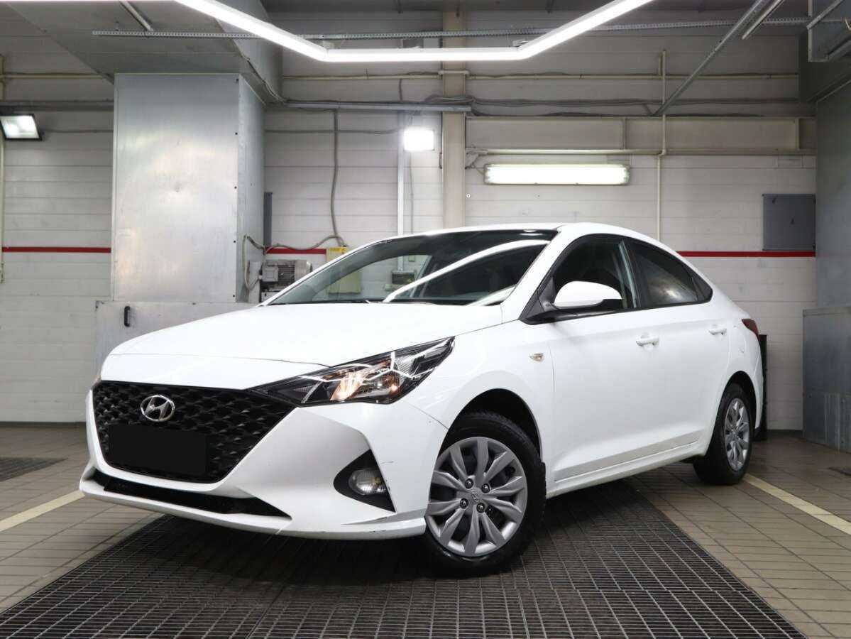 Hyundai Solaris б/у, 2020, Механическая. Посмотреть фото