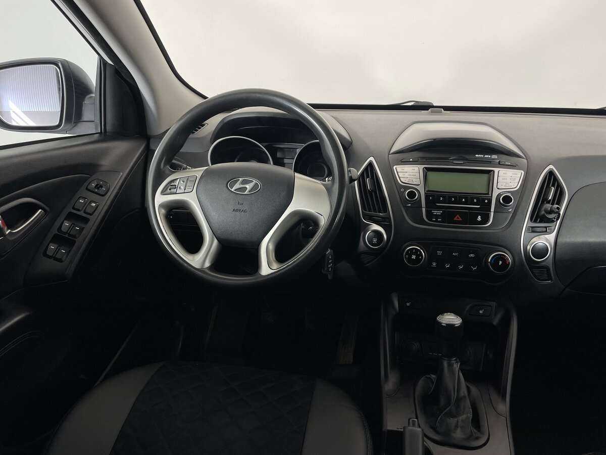 Hyundai ix35 б/у, 2013, Механическая. Фото: #9
