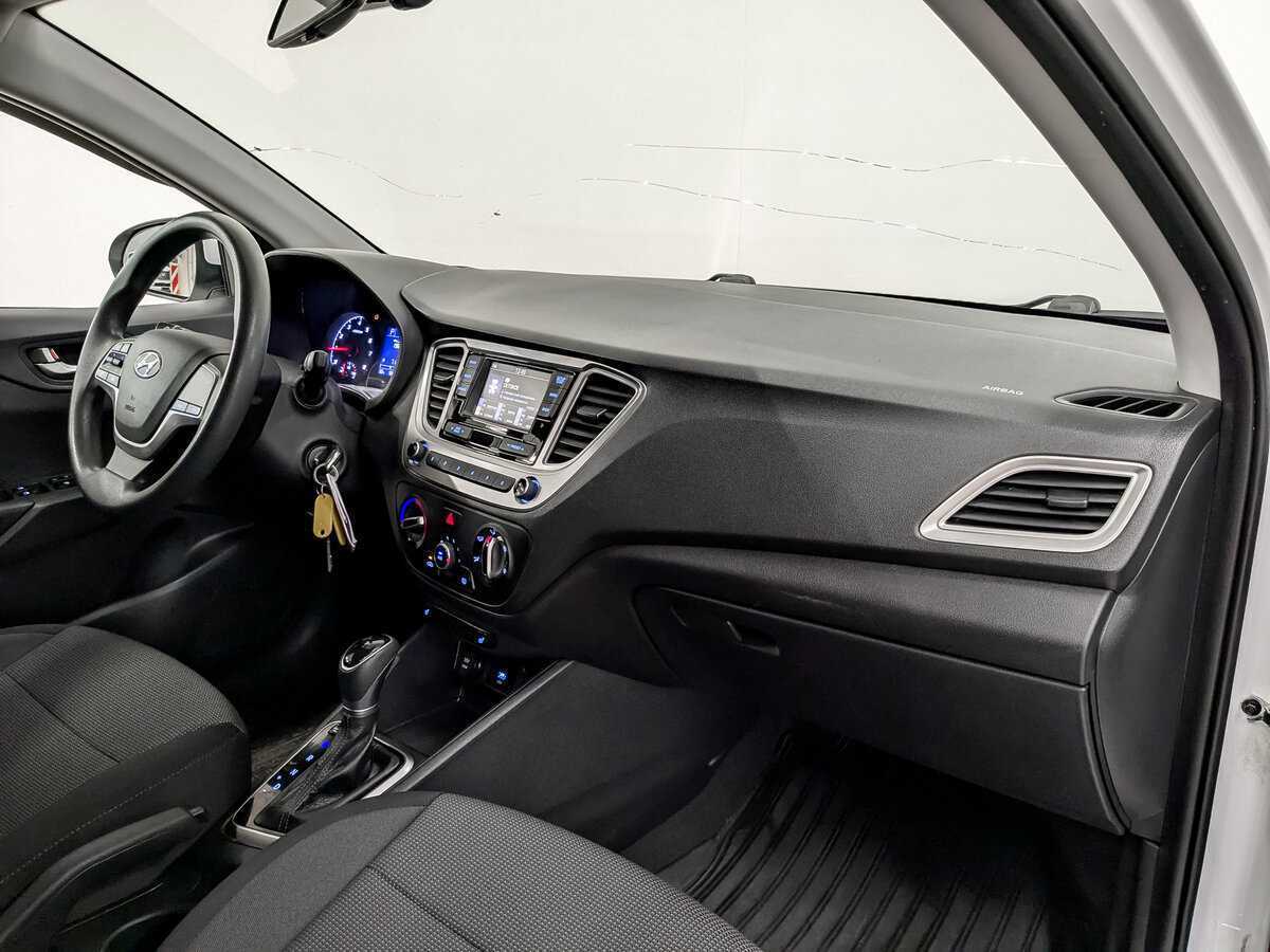 Hyundai Solaris б/у, 2021, Автоматическая. Фото: #10