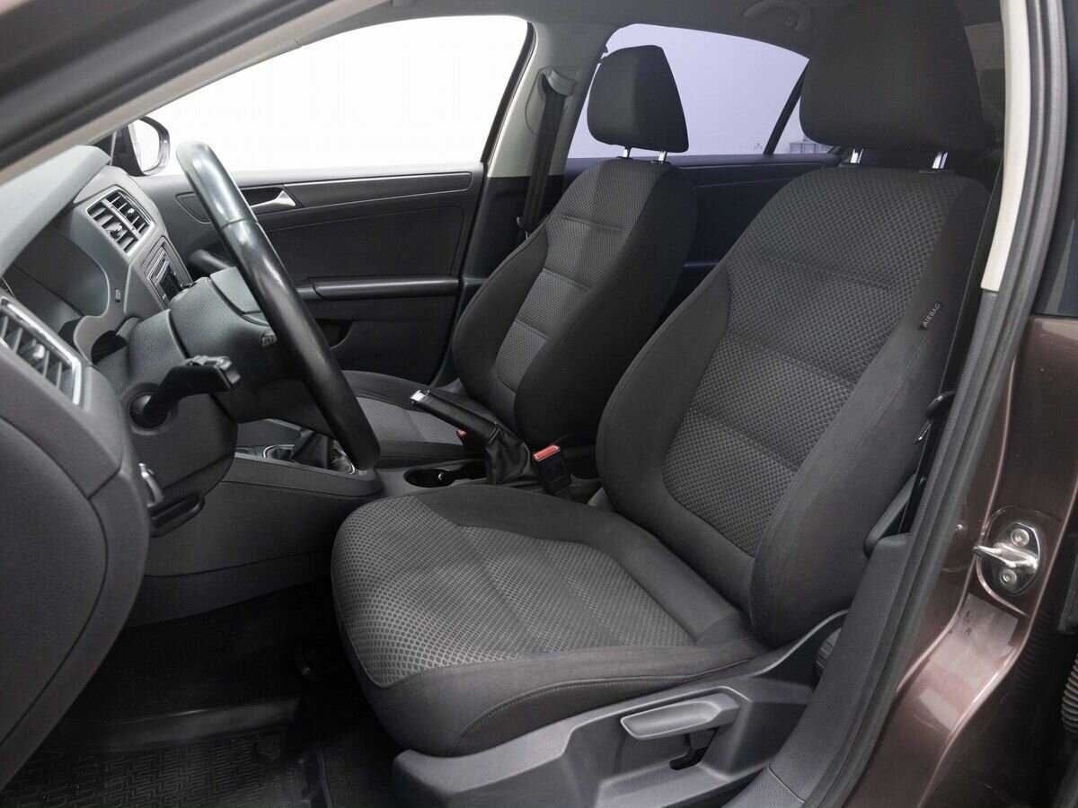 Volkswagen Jetta б/у, 2014, Механическая. Фото: #9