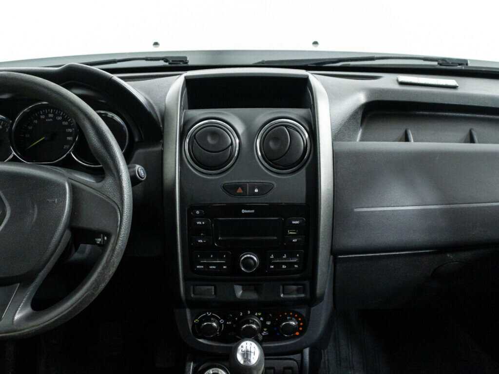 Renault Duster б/у, 2017, Механическая. Фото: #10