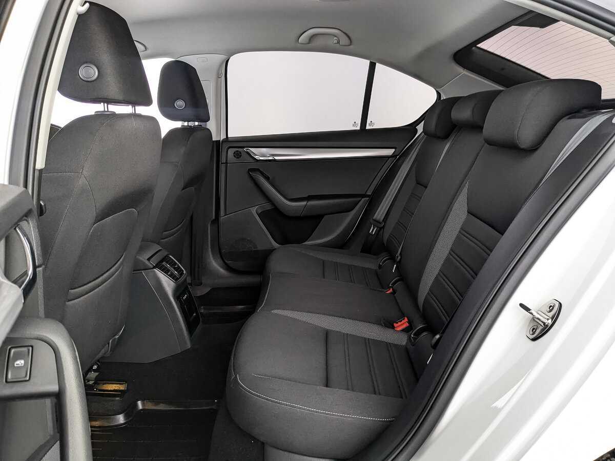 Skoda Octavia б/у, 2019, Механическая. Фото: #13