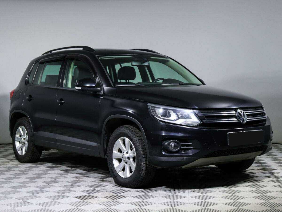Volkswagen Tiguan б/у, 2012, Автоматическая. Фото: #1