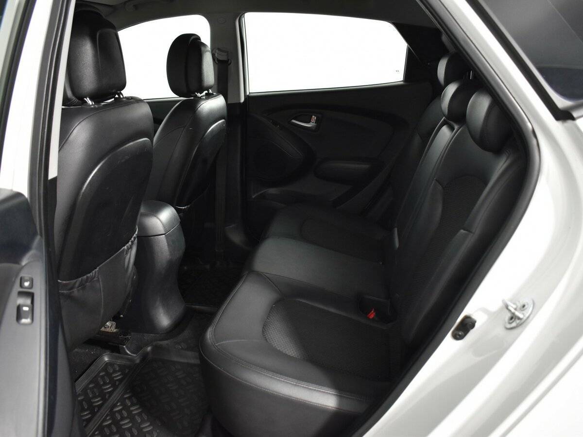 Hyundai ix35 б/у, 2012, Автоматическая. Фото: #11